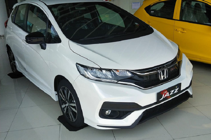 Detail Gambar Mobil Jazz Nomer 26