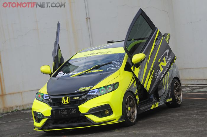 Detail Gambar Mobil Jazz Modifikasi Nomer 14