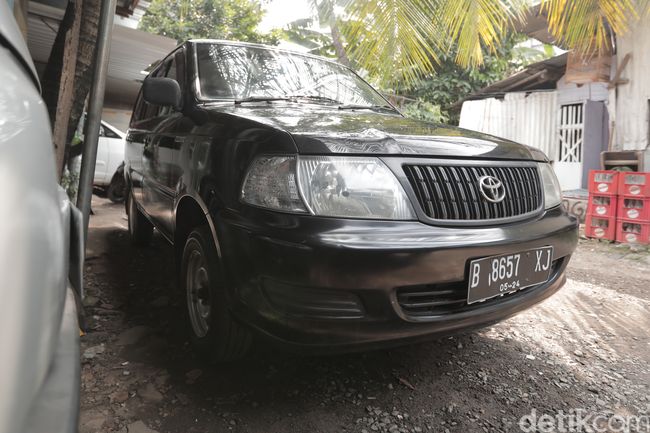 Detail Gambar Mobil Kijang Nomer 39