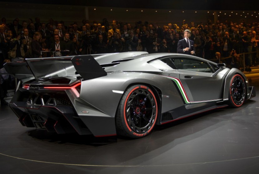 Detail Gambar Mobil Lamborghini Veneno Nomer 24