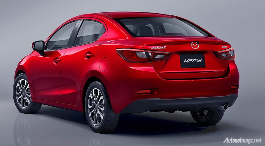 Detail Gambar Mobil Mazda 2 Nomer 36