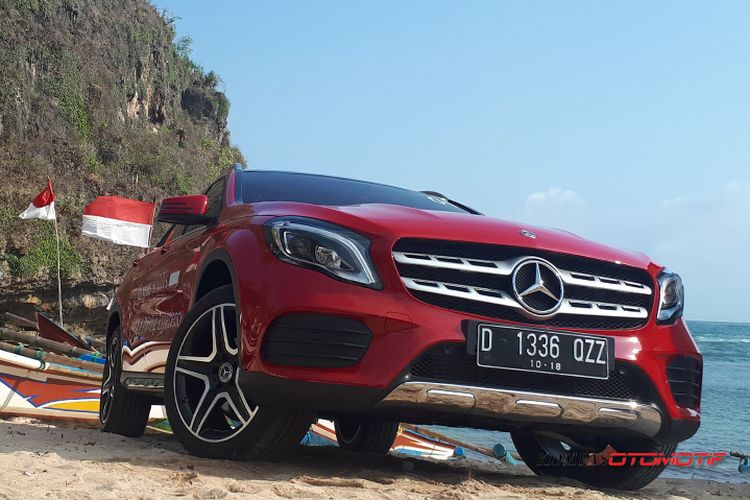 Detail Gambar Mobil Mercy Nomer 28