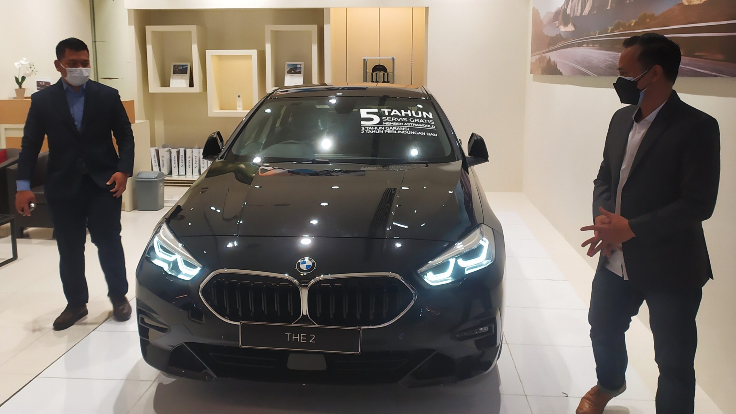 Detail Gambar Mobil Mewah Bmw Nomer 39