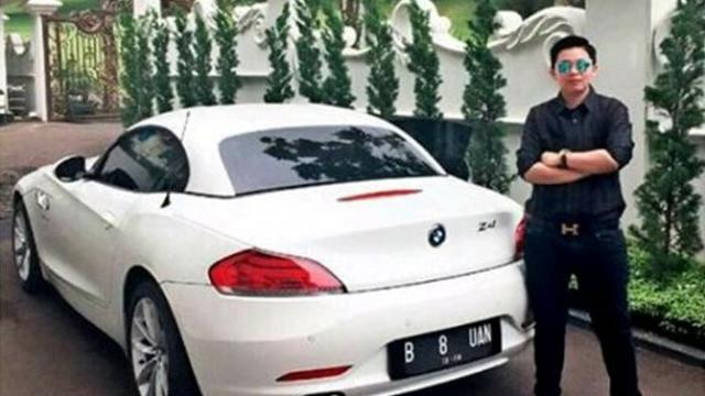 Detail Gambar Mobil Mewah Bmw Nomer 41