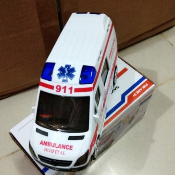 Detail Gambar Mobil Mobilan Ambulance Hitam Putih Nomer 54