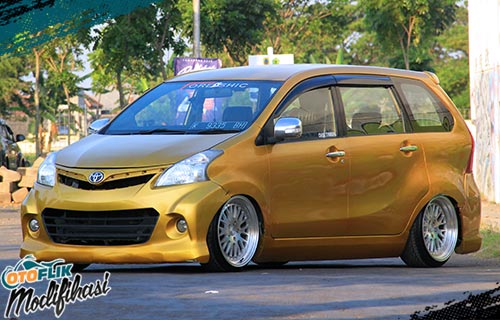 Detail Gambar Mobil Modifikasi Keren Nomer 34