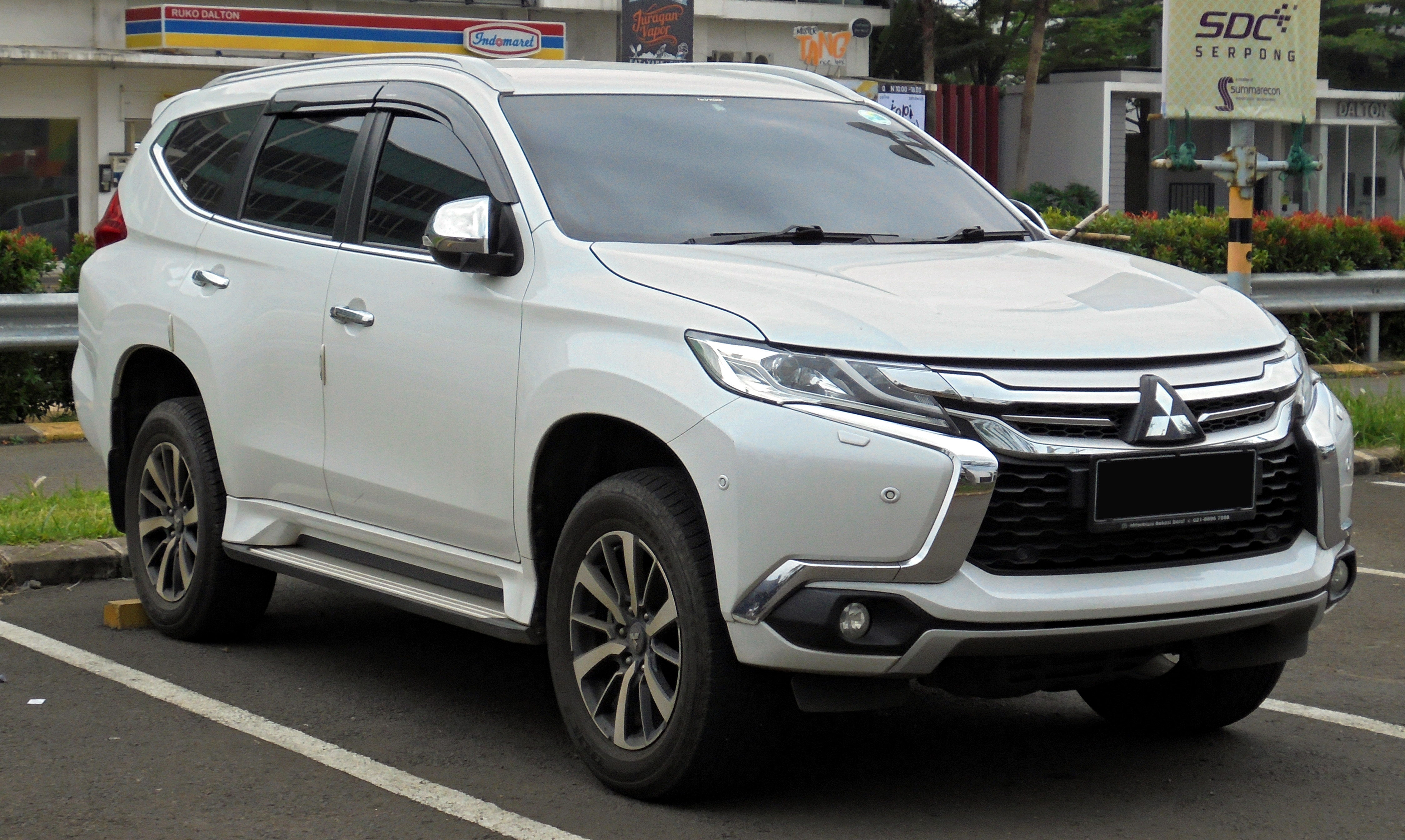 Gambar Mobil Pajero - KibrisPDR