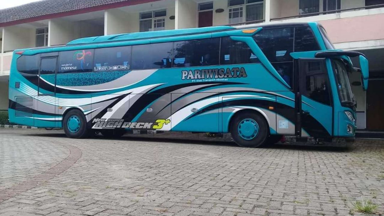 Detail Gambar Mobil Pariwisata Nomer 37