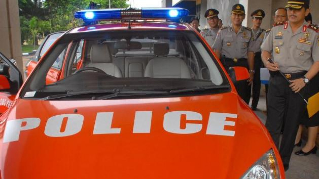 Detail Gambar Mobil Polisi Indonesia Nomer 55