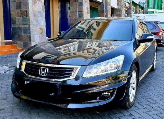 Detail Gambar Mobil Sedan Nomer 20