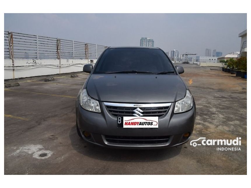 Detail Gambar Mobil Sedan Baleno Nomer 43