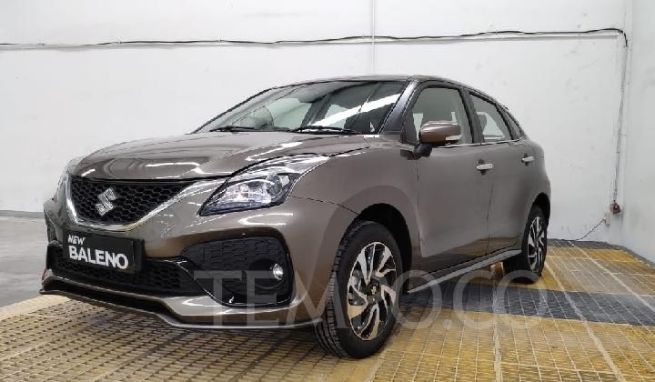 Detail Gambar Mobil Suzuki Baleno Nomer 34