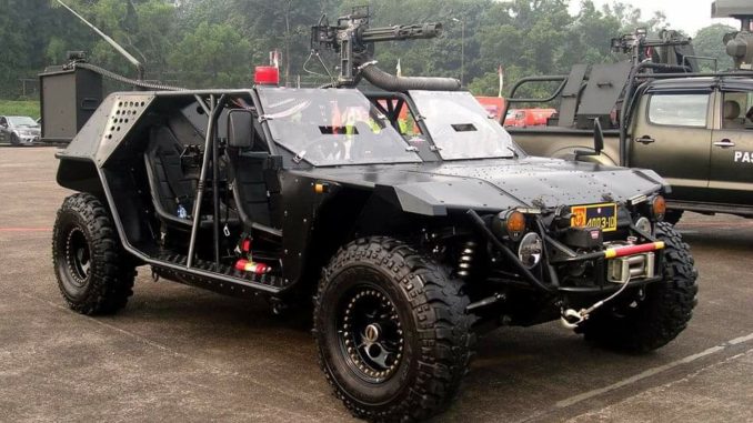 Detail Gambar Mobil Tentara Indonesia Nomer 12