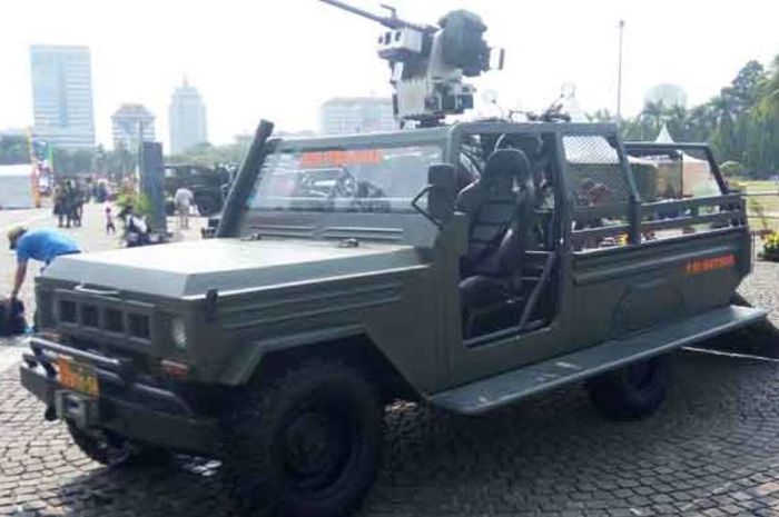 Detail Gambar Mobil Tni Nomer 14