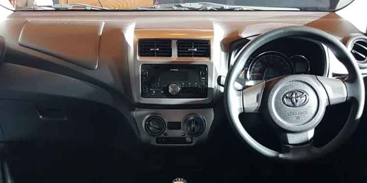 Detail Gambar Mobil Toyota Agya 2018 Nomer 22