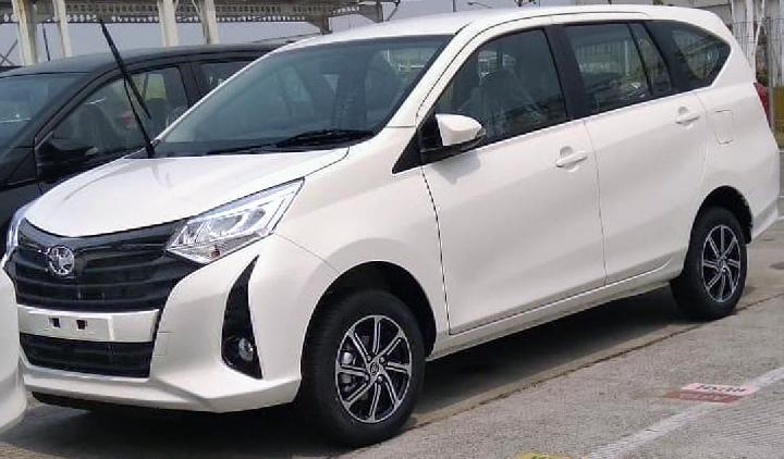 Detail Gambar Mobil Toyota Calya Terbaru Nomer 4