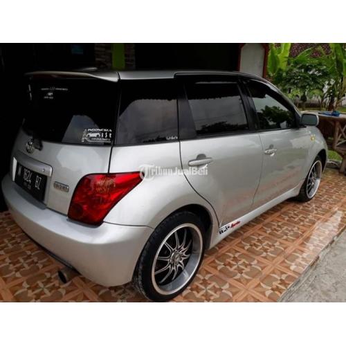 Detail Gambar Mobil Toyota Ist Nomer 7