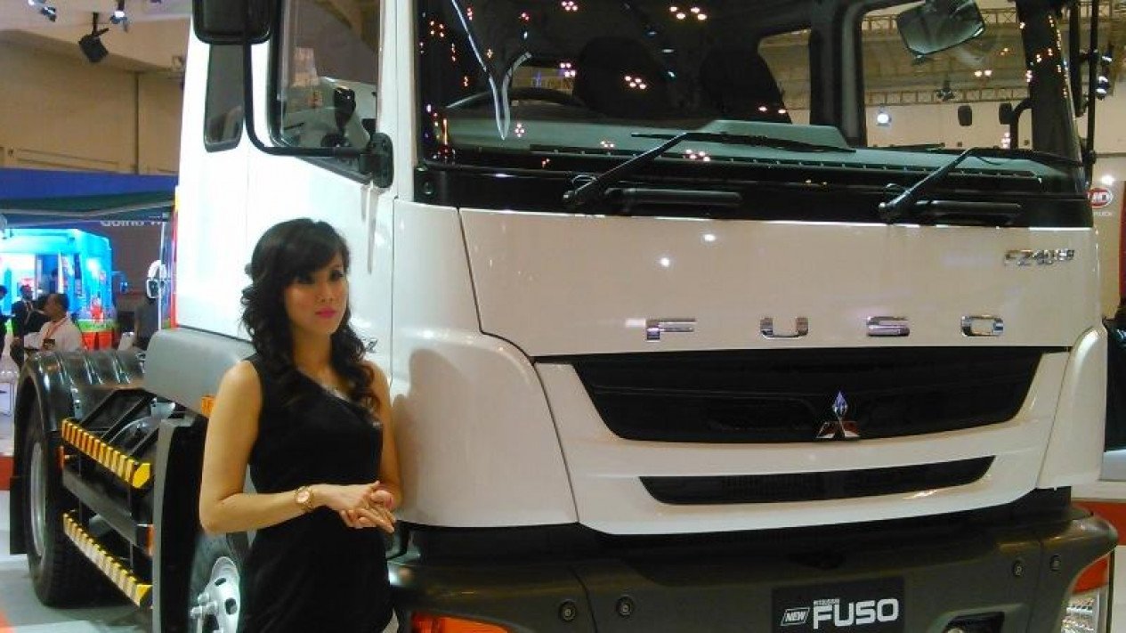 Detail Gambar Mobil Truck Merek Mitsubishi Nomer 52