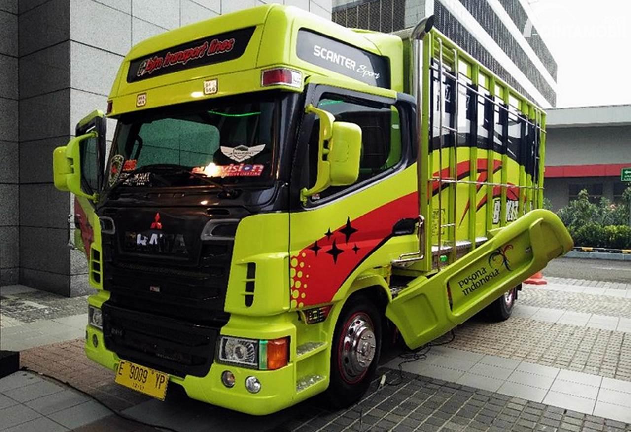 Detail Gambar Mobil Truk Keren Nomer 21