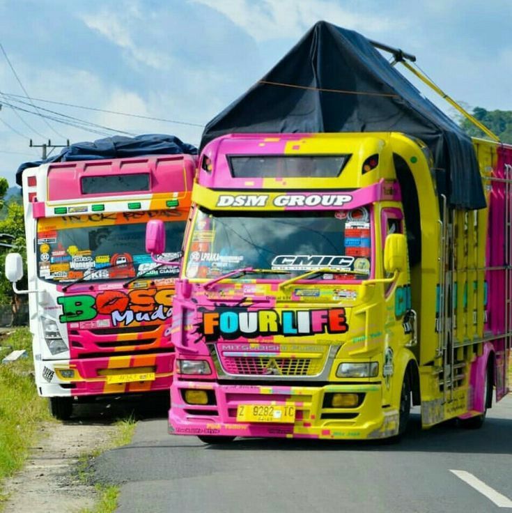 Detail Gambar Mobil Truk Keren Nomer 48