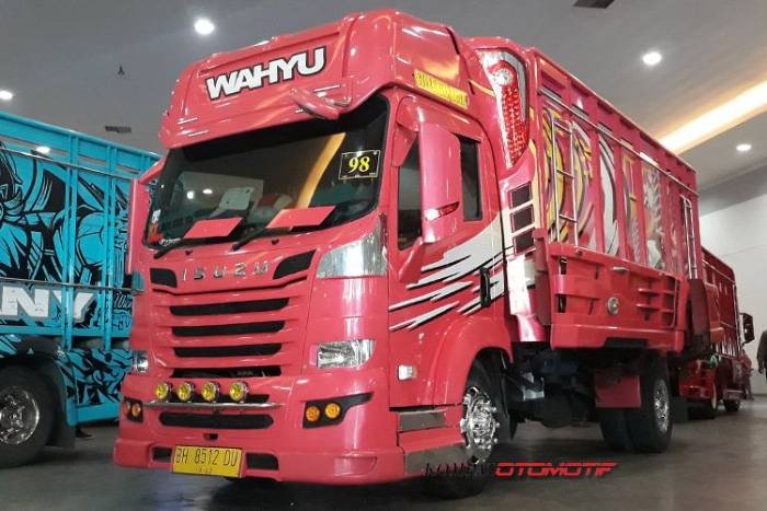 Detail Gambar Mobil Truk Keren Nomer 50