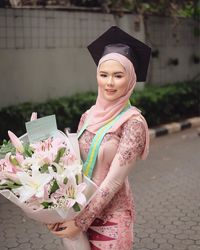 Detail Gambar Model Jilbab Wisuda Nomer 22