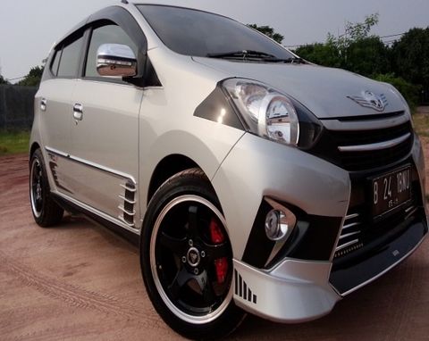 Detail Gambar Modif Agya Ban Lebar Nomer 3