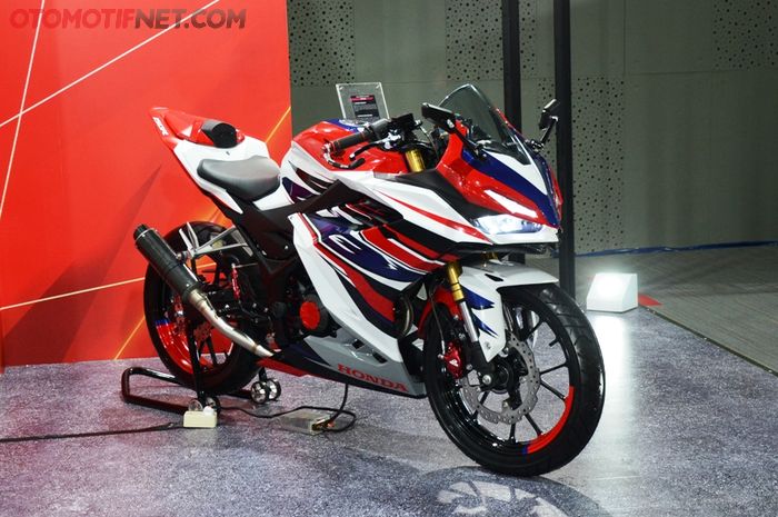 Detail Gambar Modifikasi Cbr 150r Nomer 3