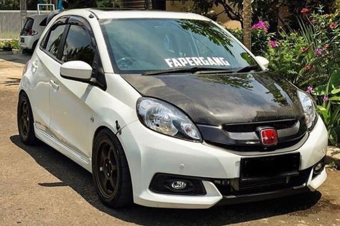 Detail Gambar Modifikasi Mobil Honda Brio Nomer 4