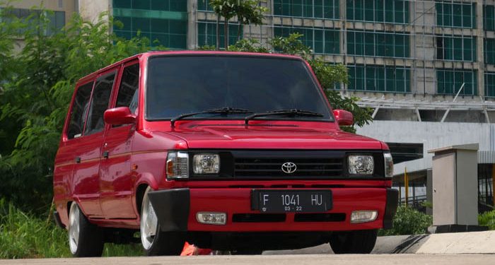 Detail Gambar Modifikasi Mobil Lgx 2000 Warna Merah Nomer 51