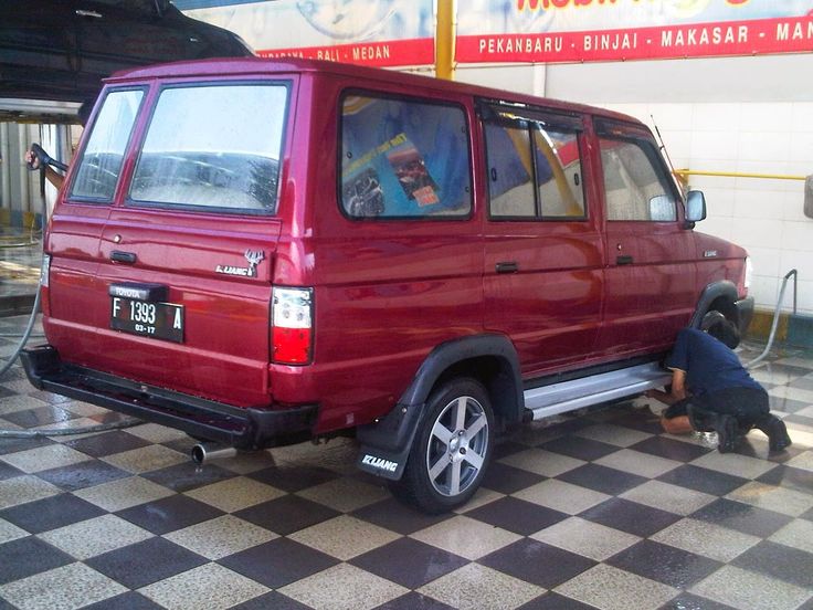 Detail Gambar Modifikasi Mobil Lgx 2000 Warna Merah Nomer 8