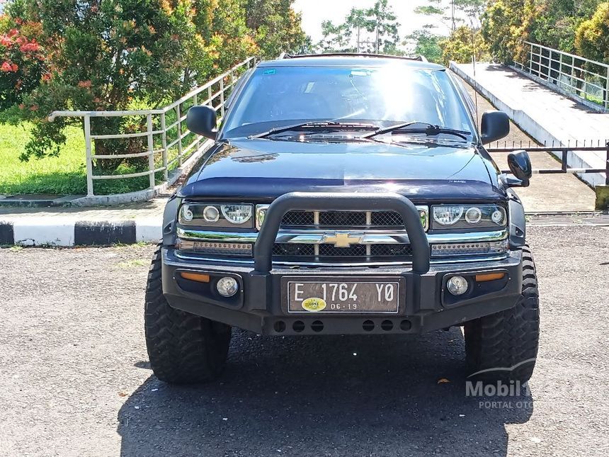 Detail Gambar Modifikasi Mobil Opel Blazer Nomer 16