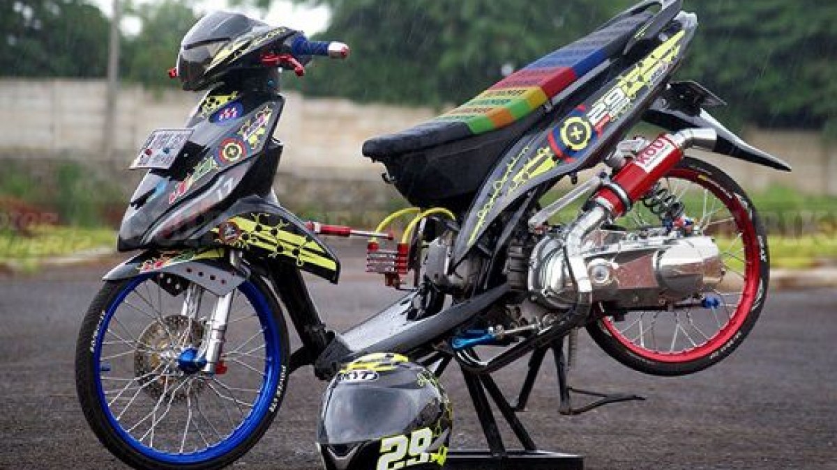 Gambar Modifikasi Motor Matic - KibrisPDR