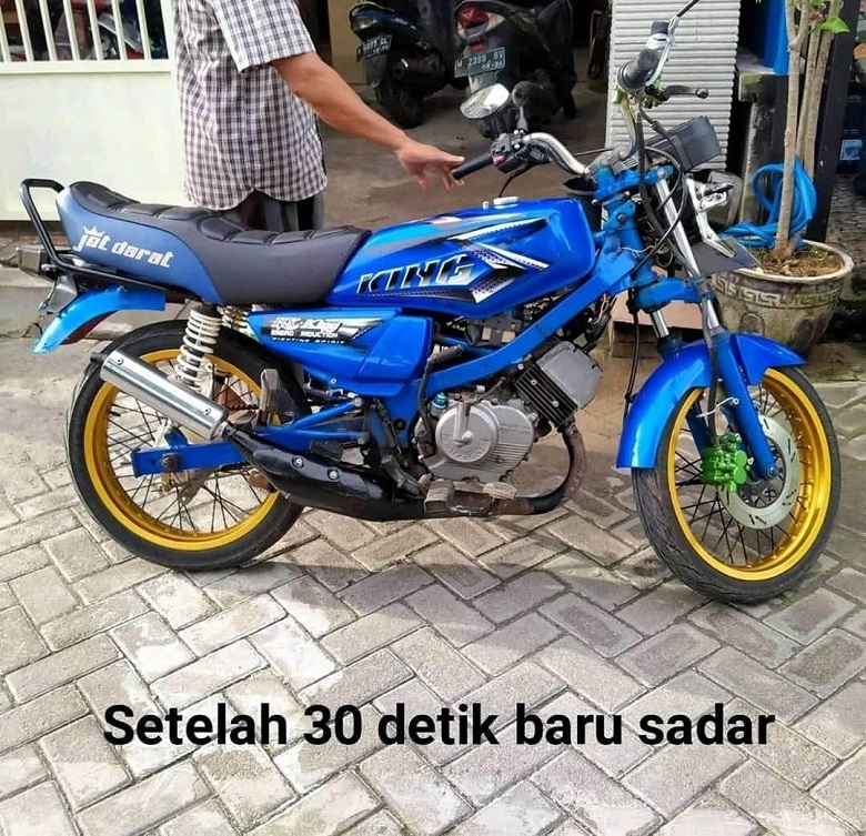 Detail Gambar Modifikasi Rx King Warna Biru Nomer 45