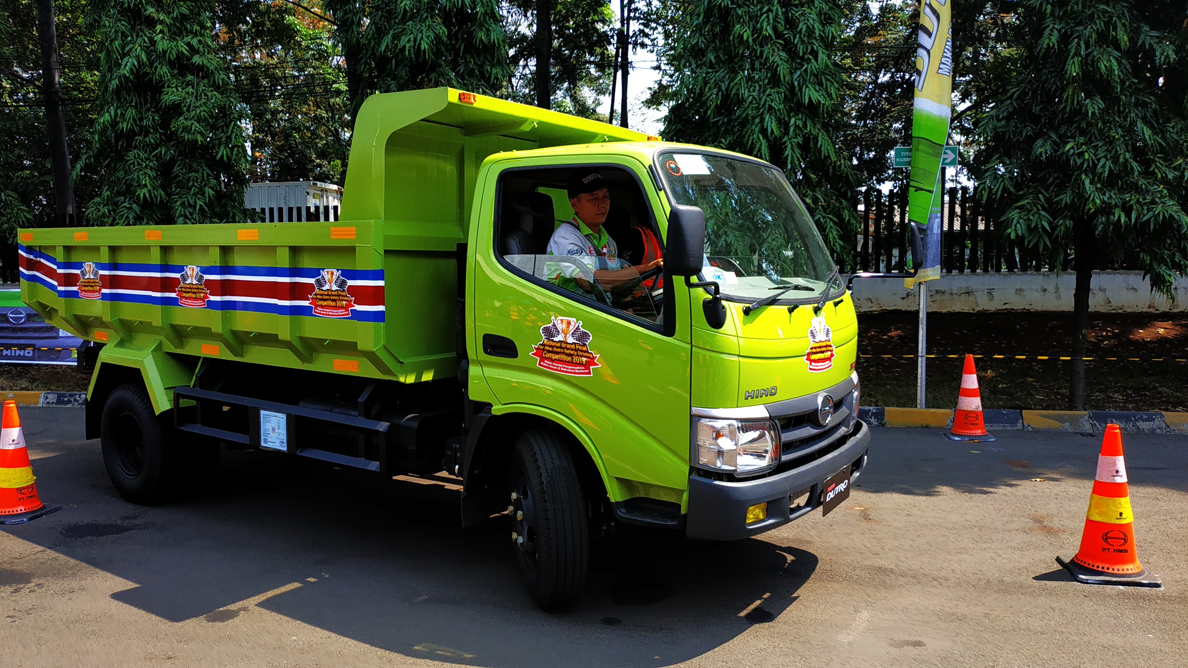 Detail Gambar Modifikasi Truk Hino Dutro Nomer 46