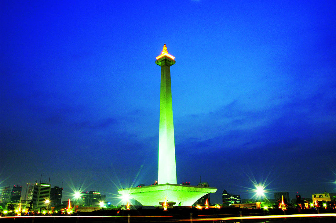 Detail Gambar Monas Jakarta Nomer 7