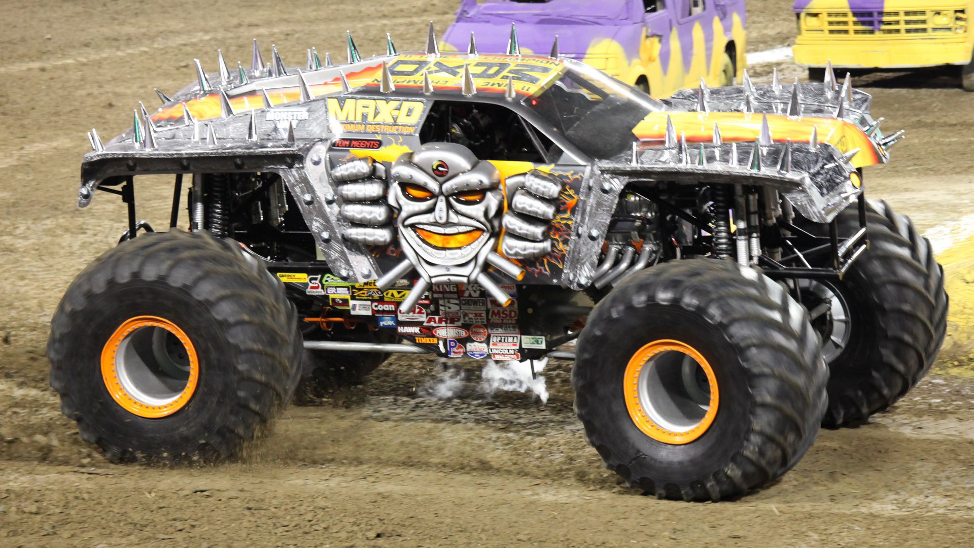 Detail Gambar Monster Jam Nomer 16