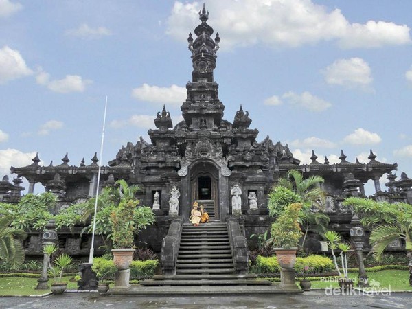 Detail Gambar Monumen Bajra Sandhi Nomer 35