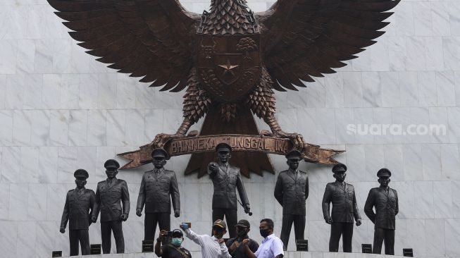 Detail Gambar Monumen Pahlawan Revolusi Ong Nomer 11