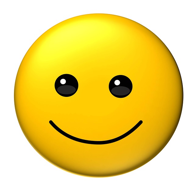 Gambar Moticon Senyum - KibrisPDR