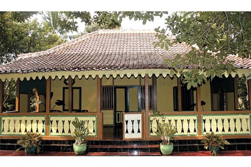 Detail Gambar Motif Bunga Matahari Rumah Betawi Nomer 11