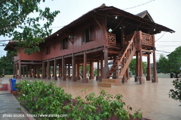 Detail Gambar Motif Bunga Matahari Rumah Betawi Nomer 26