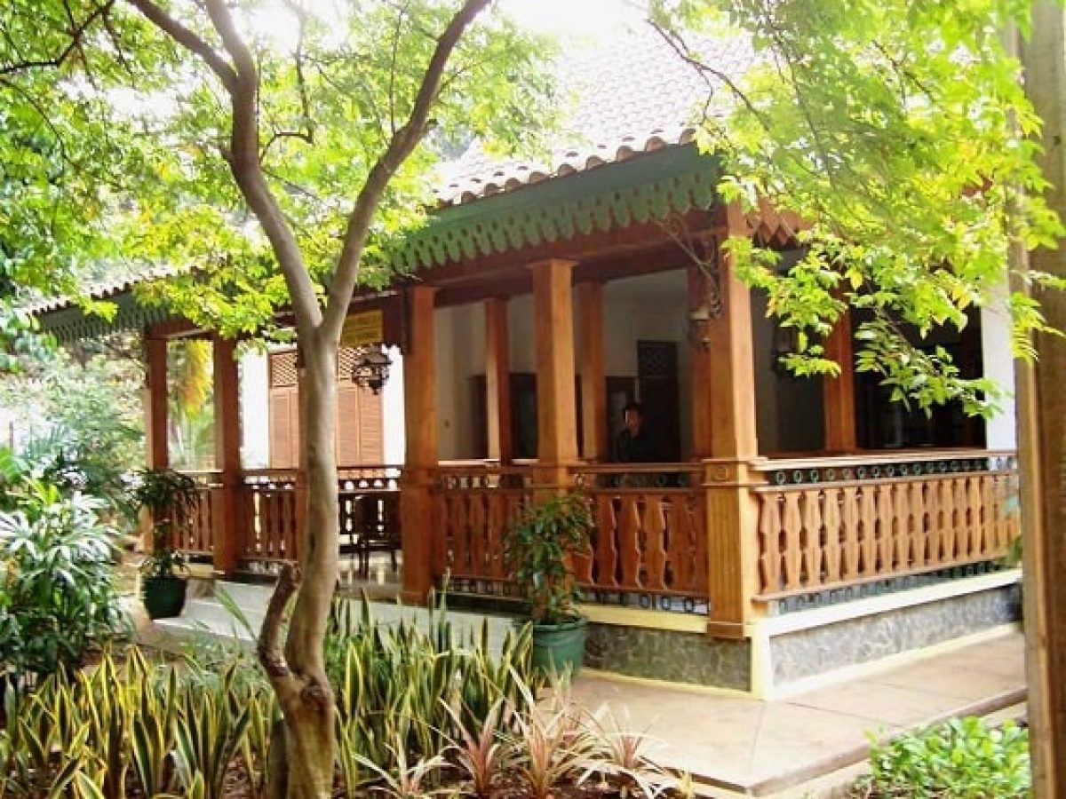 Detail Gambar Motif Bunga Matahari Rumah Betawi Nomer 32