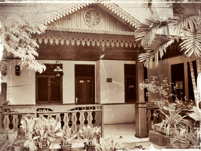 Detail Gambar Motif Bunga Matahari Rumah Betawi Nomer 36