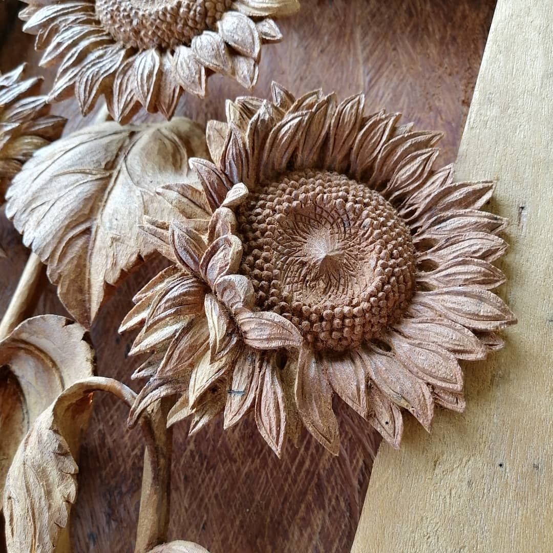 Detail Gambar Motif Bunga Matahari Rumah Betawi Nomer 37