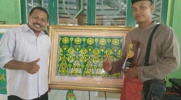 Detail Gambar Motif Melayu Nomer 24