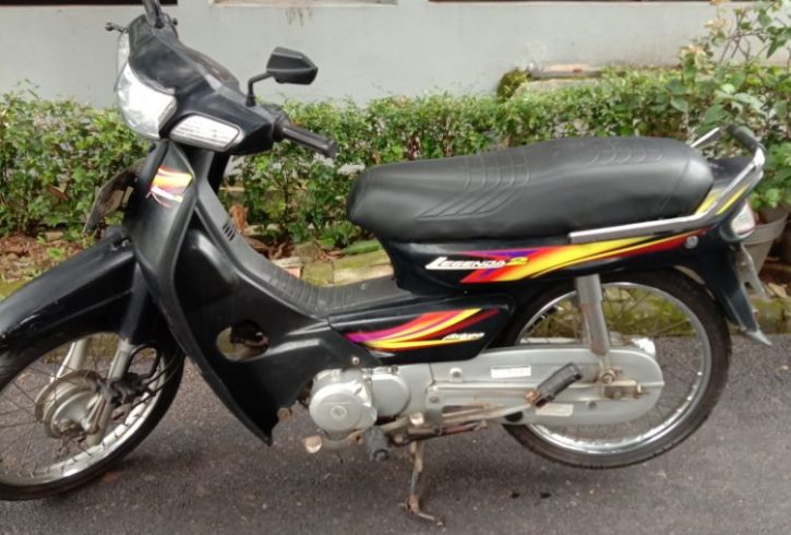 Detail Gambar Motor Astrea Legenda Nomer 45