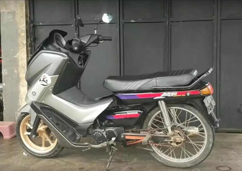 Detail Gambar Motor Astrea Legenda Nomer 6