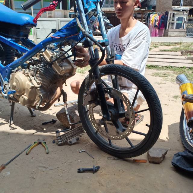 Detail Gambar Motor Balap Liar Nomer 36