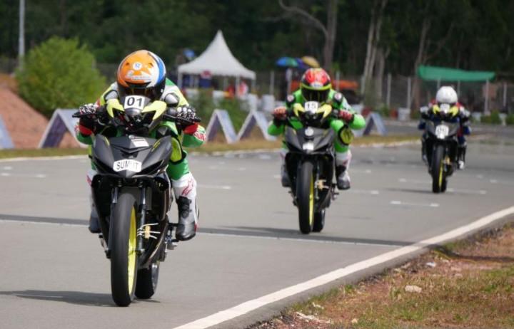 Detail Gambar Motor Balap Road Race Nomer 52